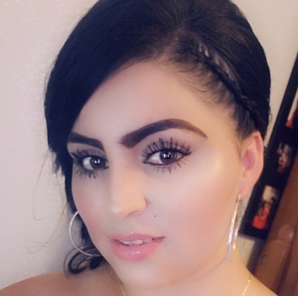 Meet your Posher, Mariela